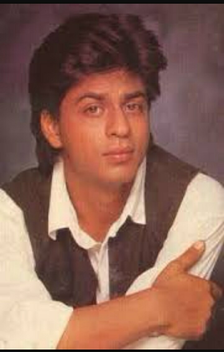 Shah Rukh Khan in Chamatkar (1992)