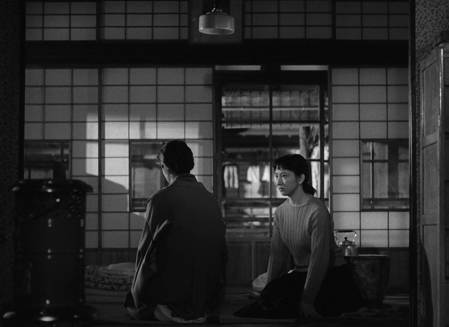 Ineko Arima and Setsuko Hara in Tokyo Twilight (1957)