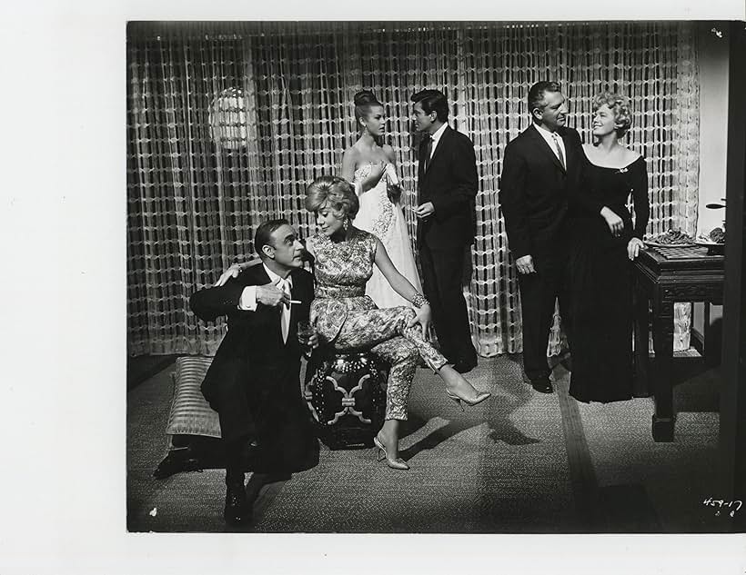 Jane Fonda, Shelley Winters, John Dehner, Glynis Johns, Harold J. Stone, and Efrem Zimbalist Jr. in The Chapman Report (1962)