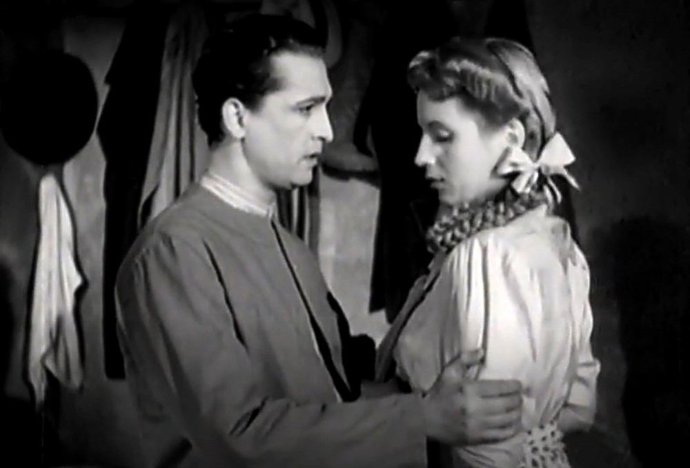 Libertad Lamarque and Eva Perón in Circus Cavalcade (1945)