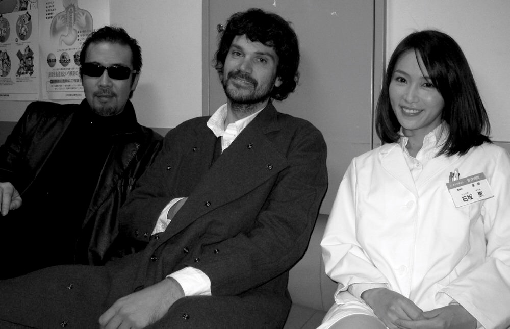 Sayaka Yamaguchi, Yuki Otsuka, and Valentin Bonhomme in Flare (2014)