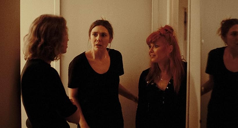 Natasha Lyonne, Elizabeth Olsen, and Carrie Coon in His Three Daughters (2023)