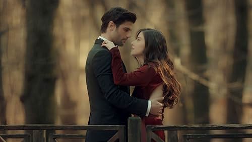 Berk Cankat and Özge Gürel in Yildizlar Sahidim (2017)