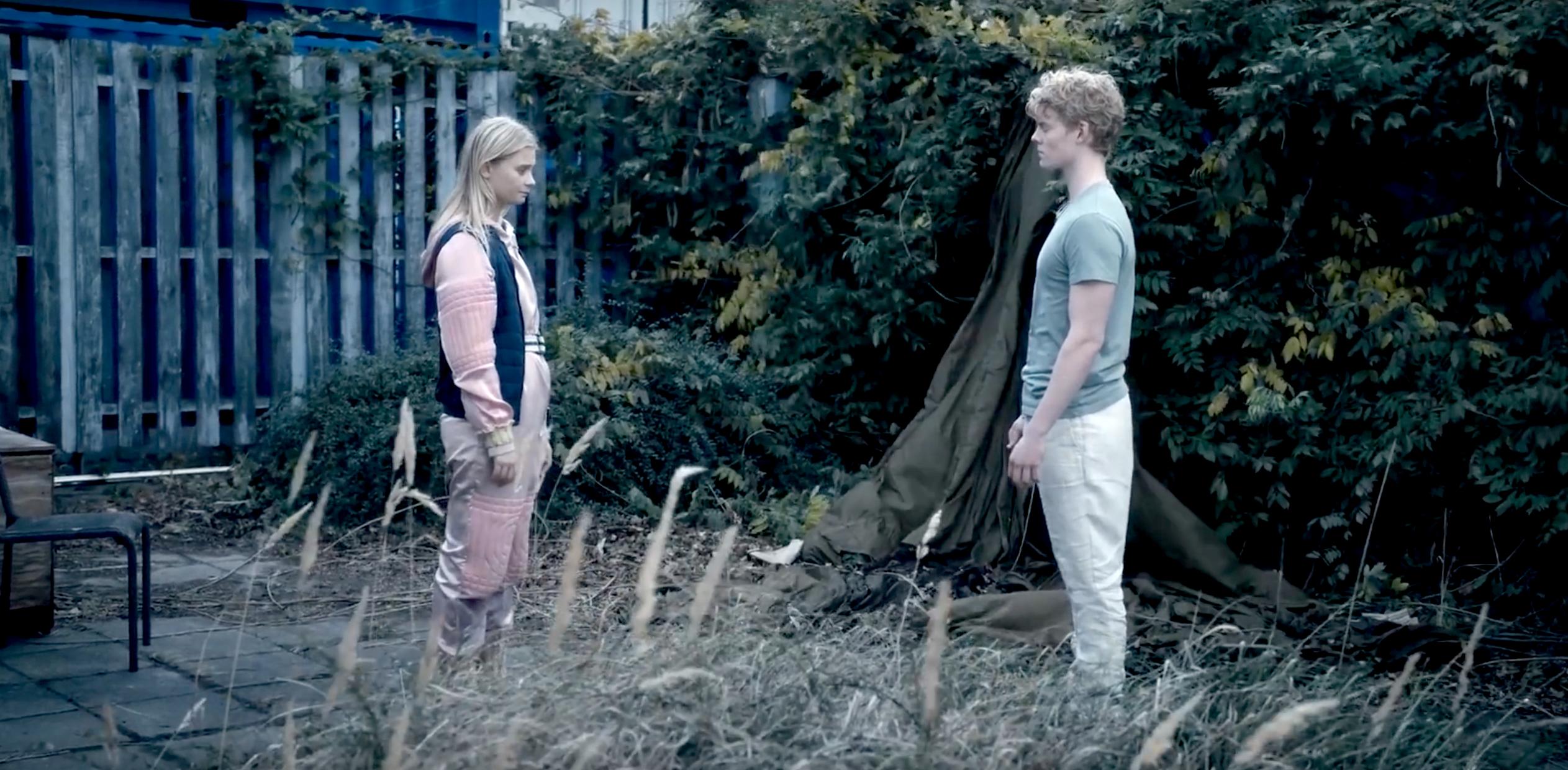 Lucas Lynggaard Tønnesen and Clara Rosager in Stay in Control (2019)