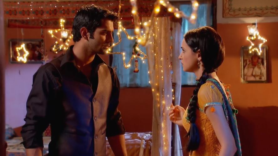 Sanaya Irani and Barun Sobti in Iss Pyaar Ko Kya Naam Doon (2011)