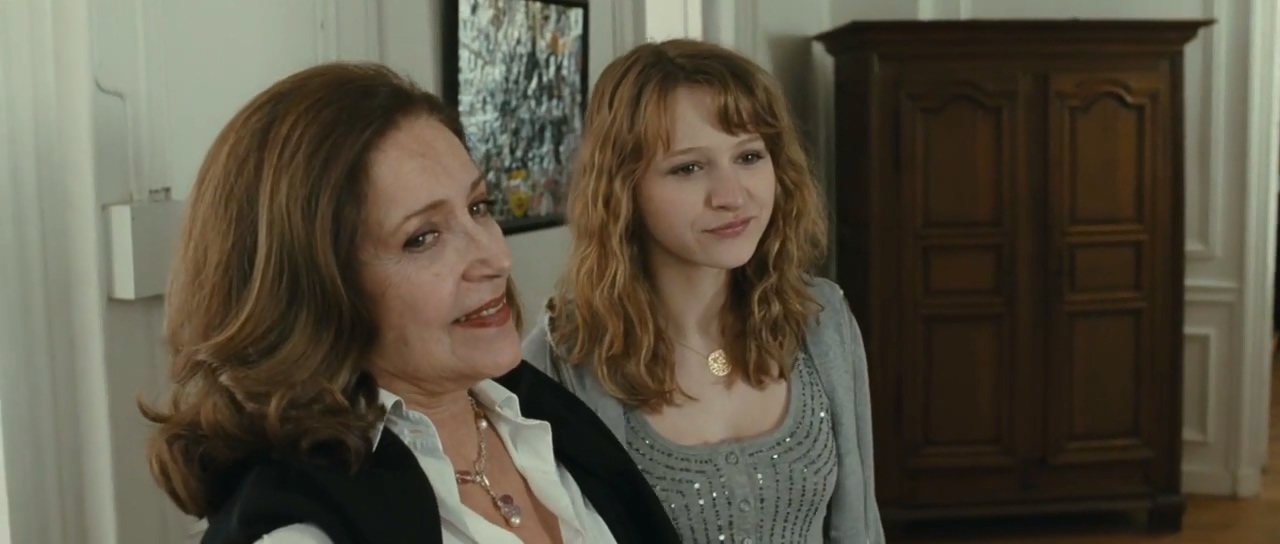 Françoise Fabian and Christa Théret in LOL (Laughing Out Loud) (2008)