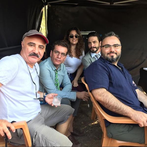 Cengiz Bozkurt, Murat Cemcir, Ahmet Kural, and Selçuk Aydemir in Ailecek Saskiniz (2018)