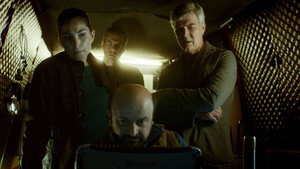 Jakob Eklund, Mikael Tornving, Meliz Karlge, and Zeljko Santrac in Johan Falk: Blodsdiamanter (2015)