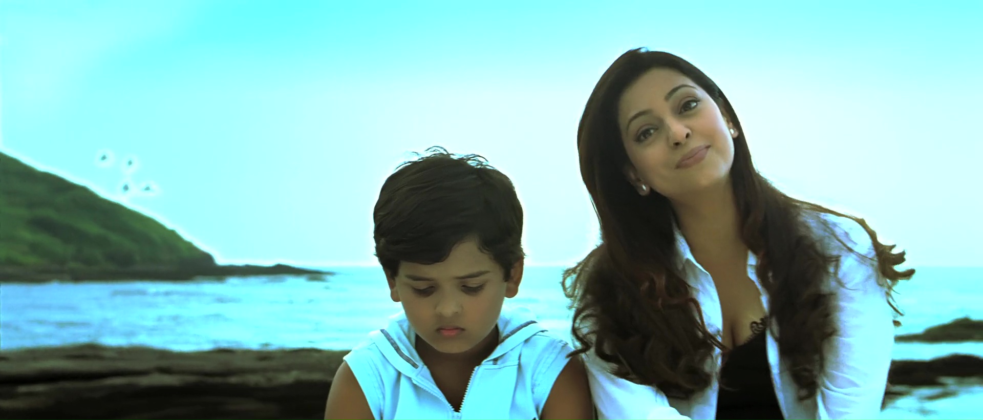 Juhi Chawla and Aman Siddiqui in Bhoothnath (2008)