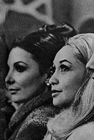 Thelma Biral, María Aurelia Bisutti, and Irma Roy in Cuatro hombres para Eva (1966)