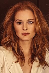 Primary photo for Sarah Drew