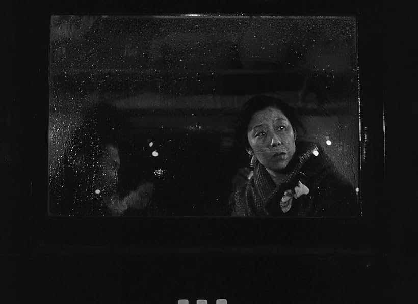 Isuzu Yamada in Tokyo Twilight (1957)