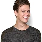 Caspar Lee