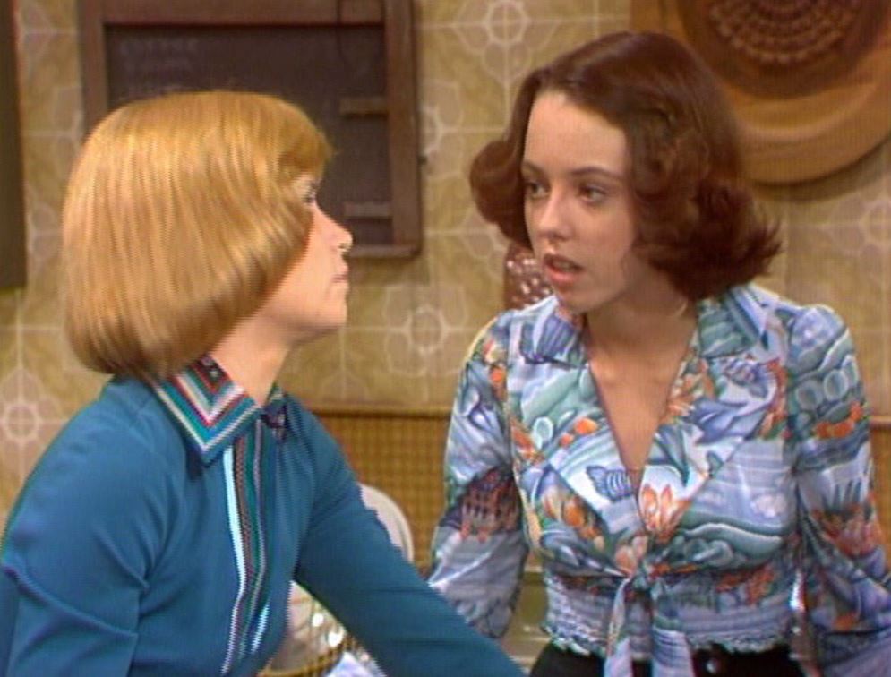 Bonnie Franklin and Mackenzie Phillips in One Day at a Time (1975)