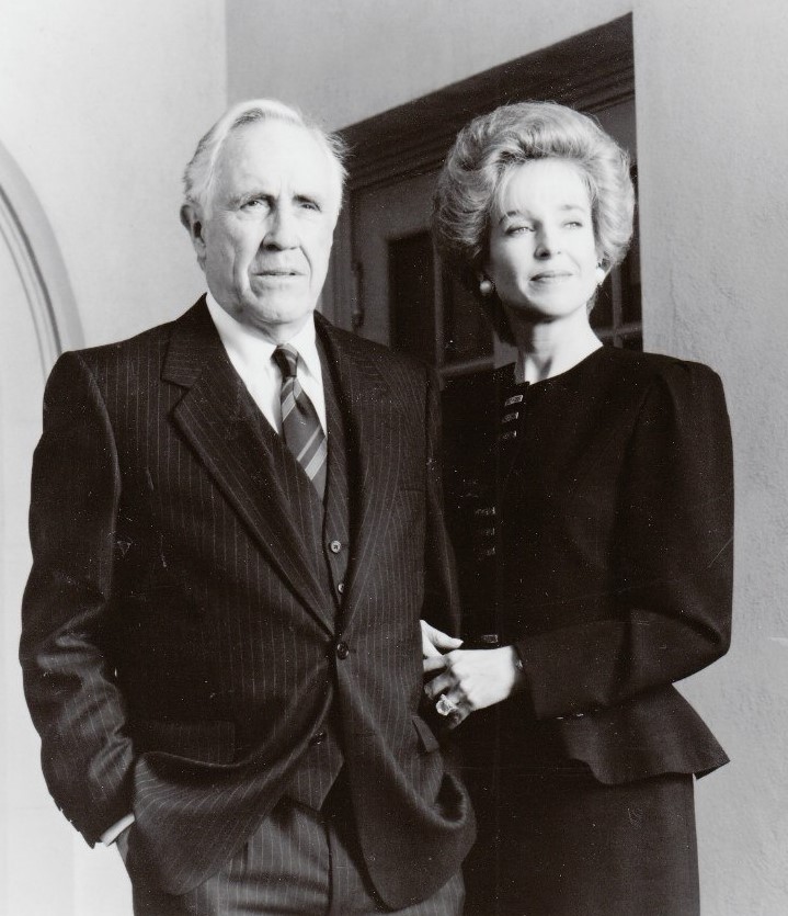 Jason Robards and Jill Eikenberry in An Inconvenient Woman (1991)