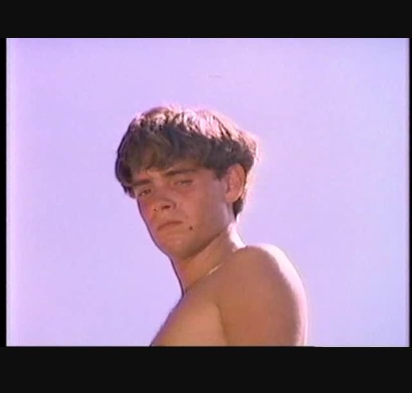 Andrés Bonfiglio in Death on the Beach (1991)