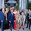 Jeff Goldblum, Steven Spielberg, BD Wong, Bryce Dallas Howard, Toby Jones, J.A. Bayona, Daniella Pineda, Justice Smith, and Isabella Sermon in Jurassic World: Fallen Kingdom (2018)