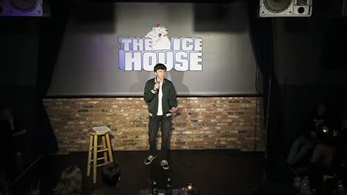 Parker Pannell doing stand up comedy at The Ice House in Pasadena