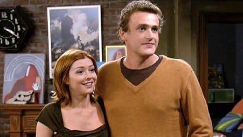 Alyson Hannigan and Jason Segel in How I Met Your Mother (2005)