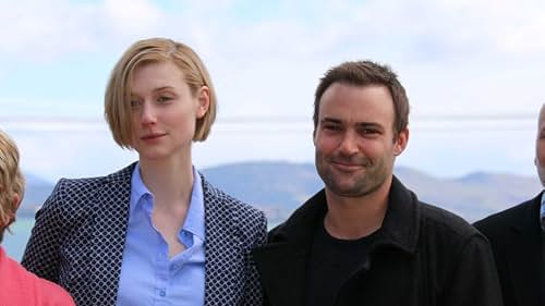 Matthew Le Nevez and Elizabeth Debicki in The Kettering Incident (2016)