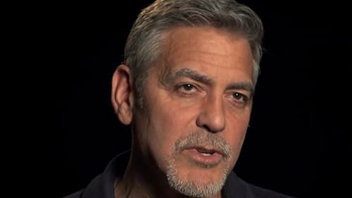 Suburbicon: George Clooney About Julianne Moore (International)