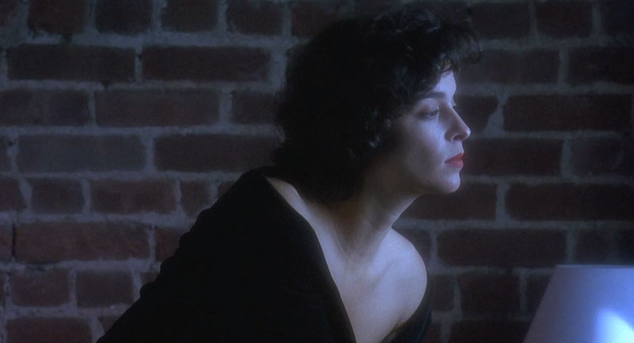 Annabella Sciorra in Jungle Fever (1991)