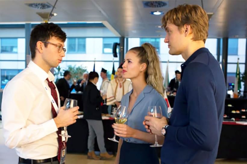 Lucas Englander, Elvira Tröger, and Xavier Lacaille in Parlement (2020)