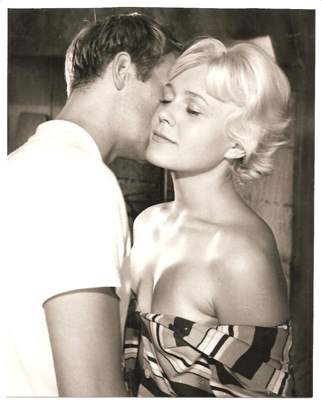 Jarl Kulle and Christina Schollin in Love Mates (1961)