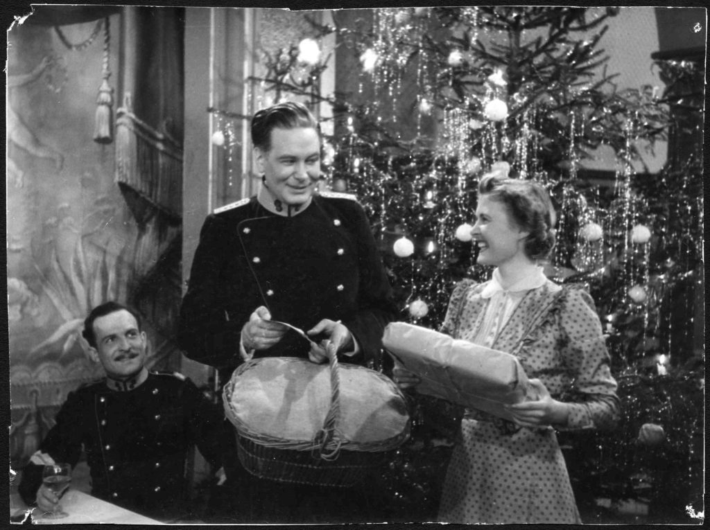 Anne-Marie Blanc and Heinz Woester in Gilberte de Courgenay (1941)