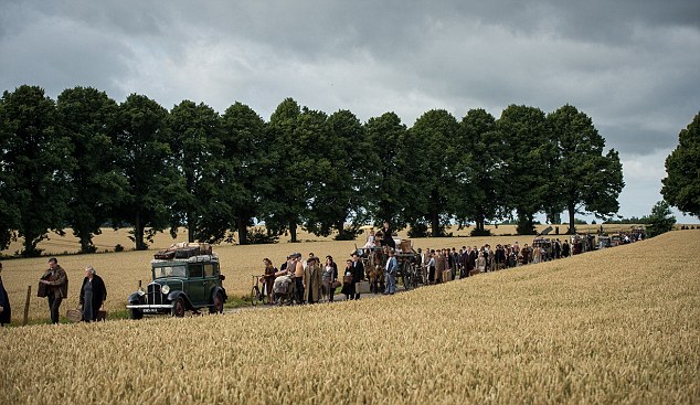 Suite Française (2014)