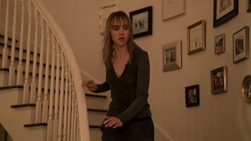 Suki Waterhouse in Into the Dark (2018)