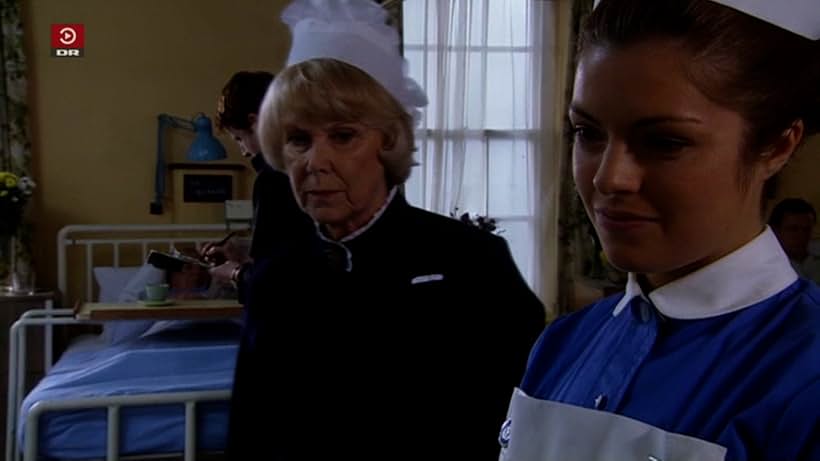 Wendy Craig, Kari Corbett, and Damian O'Hare in The Royal (2003)