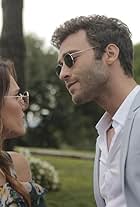 Seçkin Özdemir and Nilay Deniz in Atesböcegi (2017)