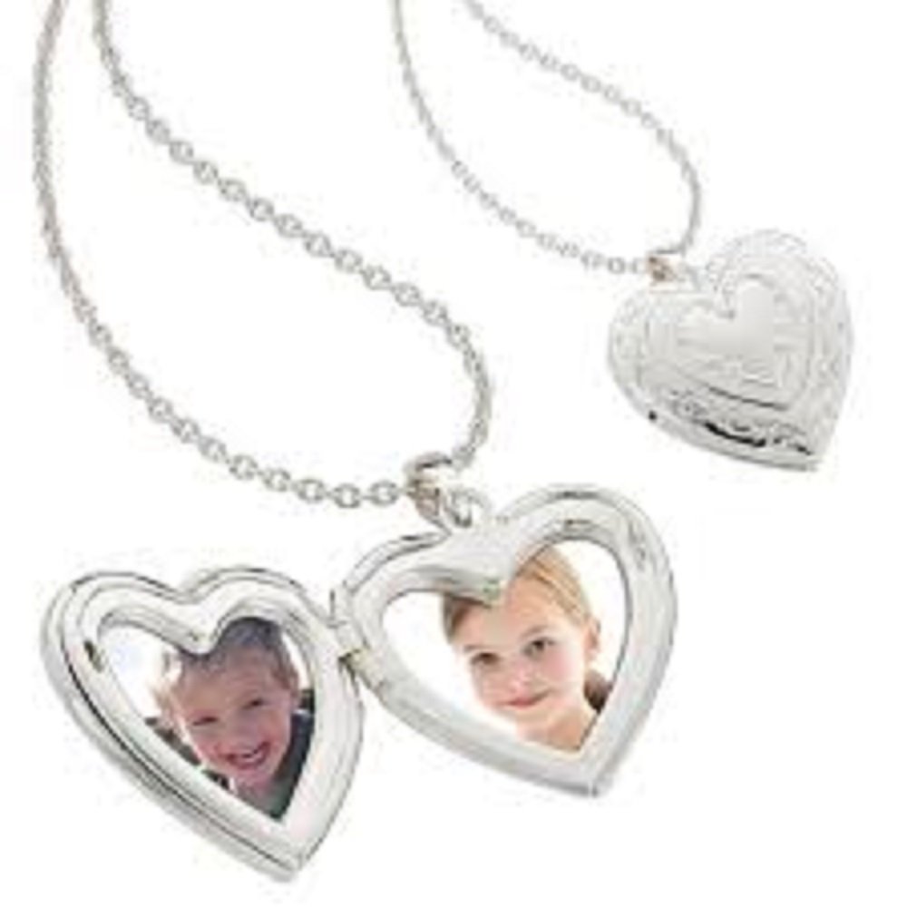 Kaylie Heart Locket by Avon