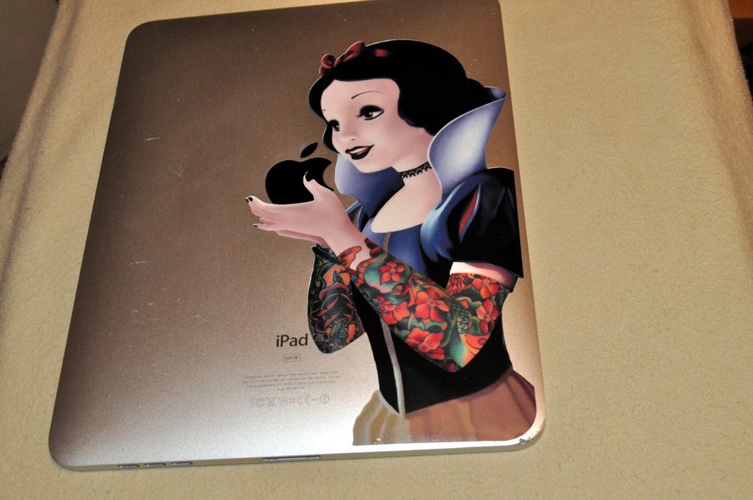 Goth Princess Decal for iPad / iPad2 / the new iPad - glossy vinyl sticker