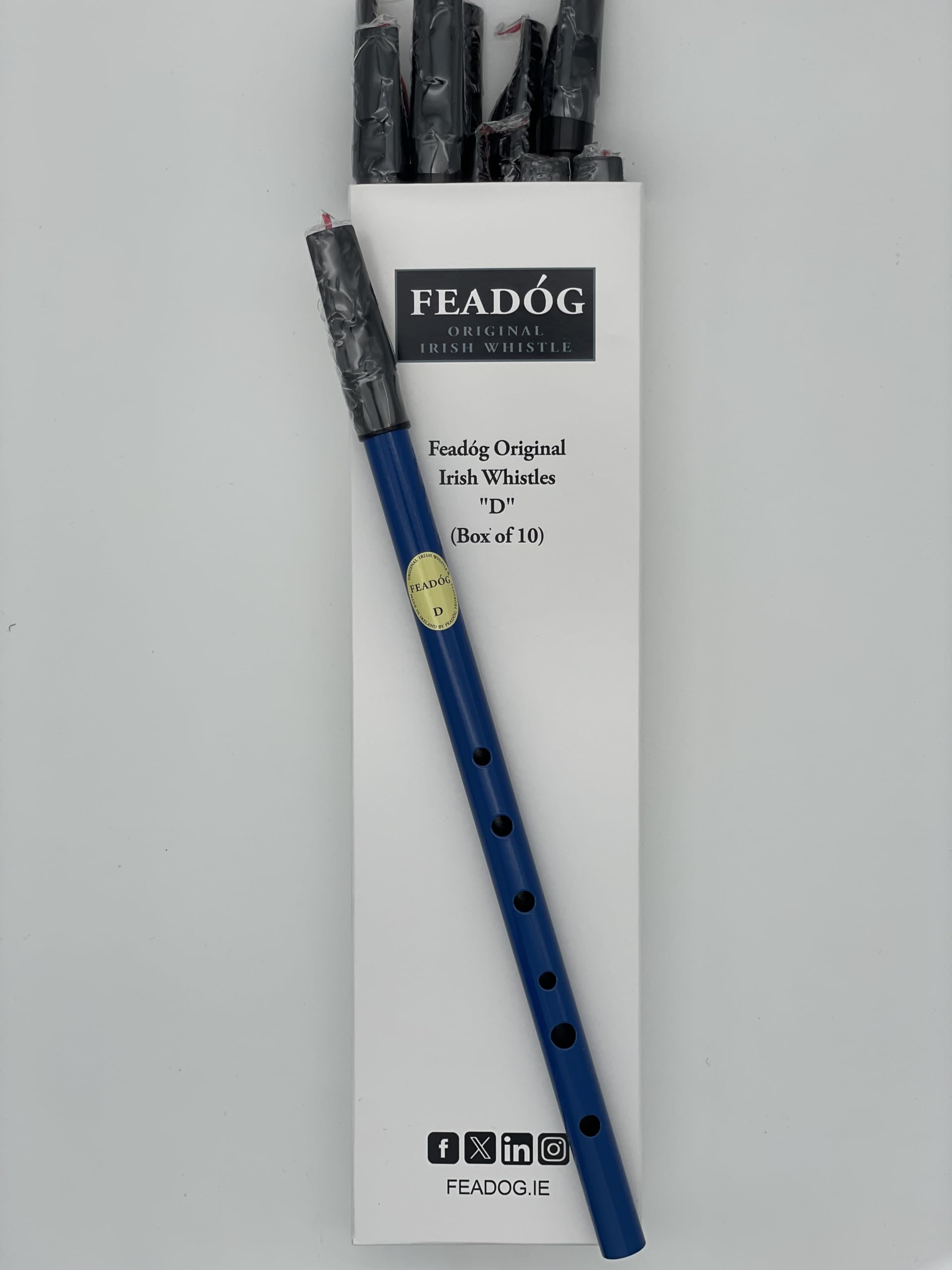 Feadóg Blue D Whistles (Box of 10) FW38