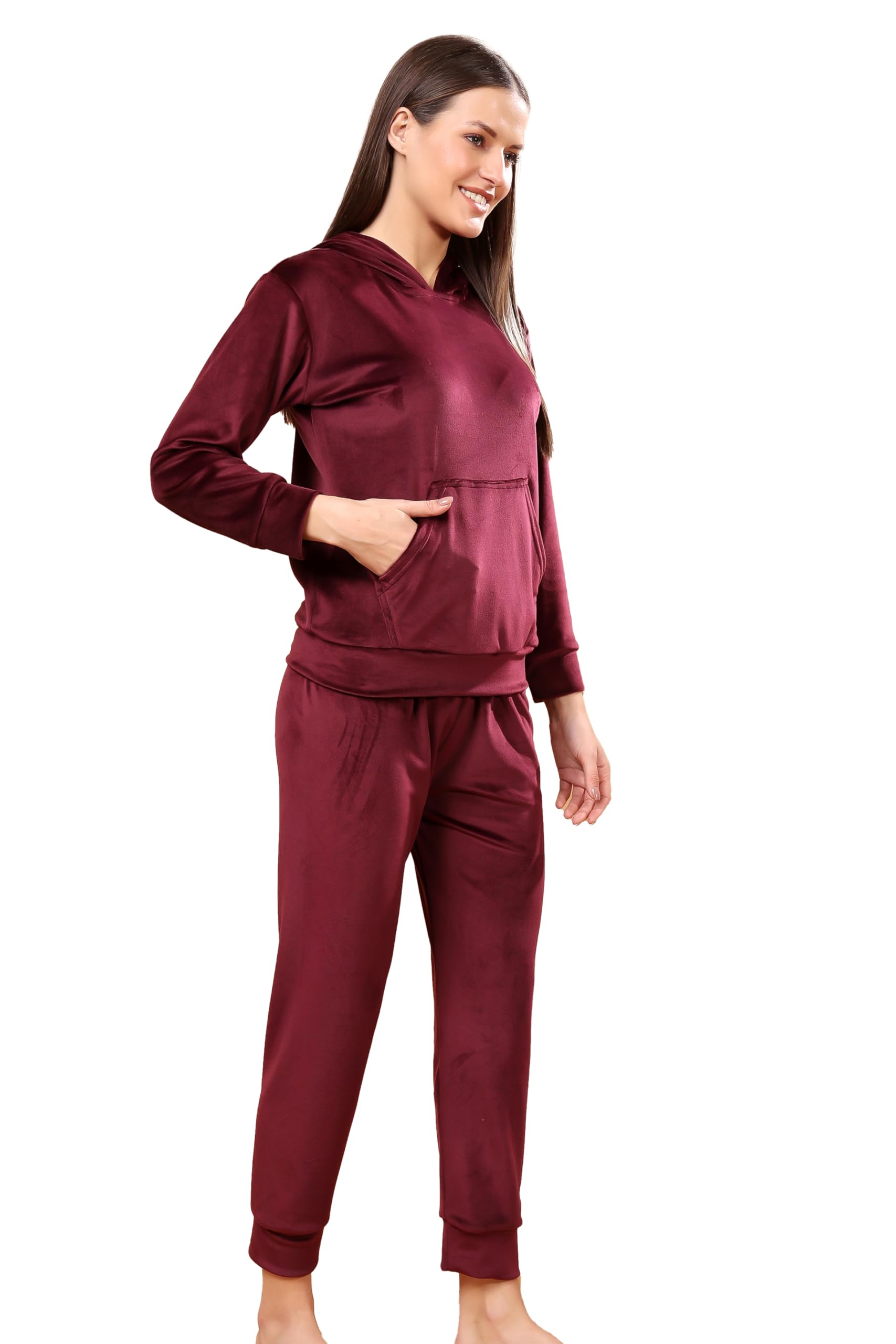 madfrogWomen's Solid Full-Sleeve Velvet Hooded Night Suit