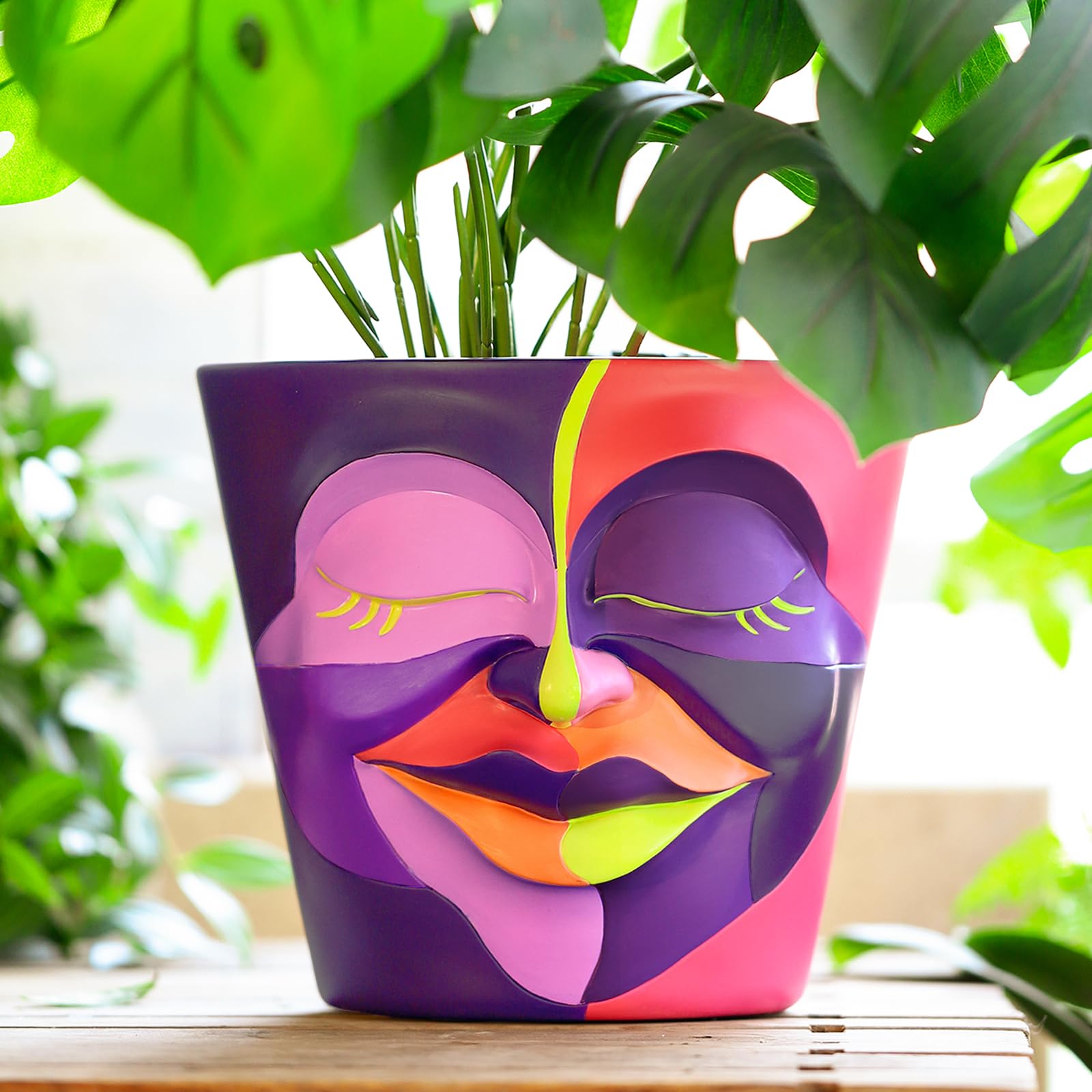 GUGUGO Abstract Rainbow Head Planter, Graffiti Face Planters Pots with Drainage, Flower Plant Pots for Indoor Plants, Unique Funny Small Succulent Desk Vase for Plant Lover Gifts, B (8 inch)