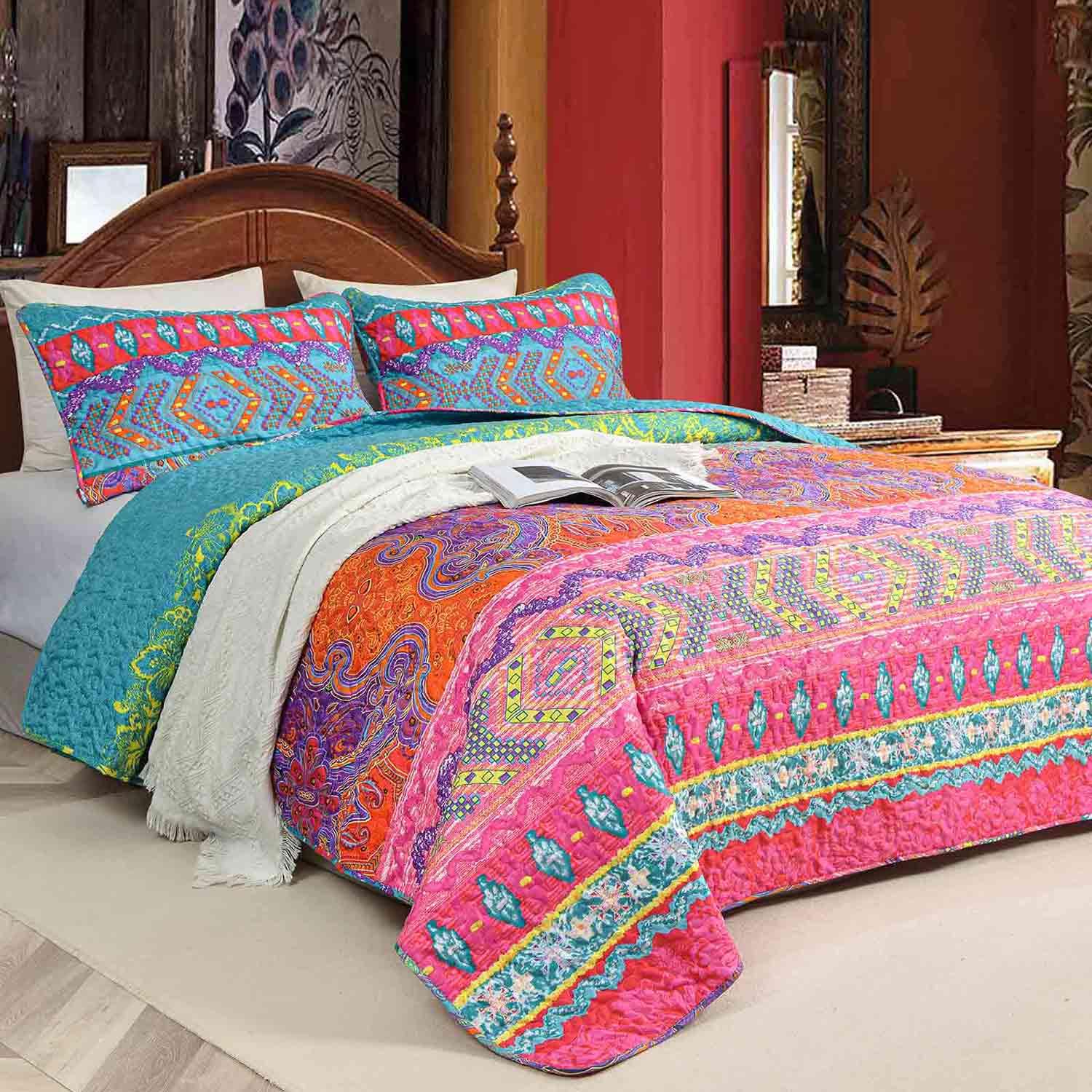 Nanko Quilt Set Queen Full Size 3 Pcs, Boho Red & Green Colorful Vintage Striped Bedspreads, Soft Lightweight Coverlet Bed Spreads, Bohemian Thin Quilted Comforter Bedding Sets for Women Men, 90x90