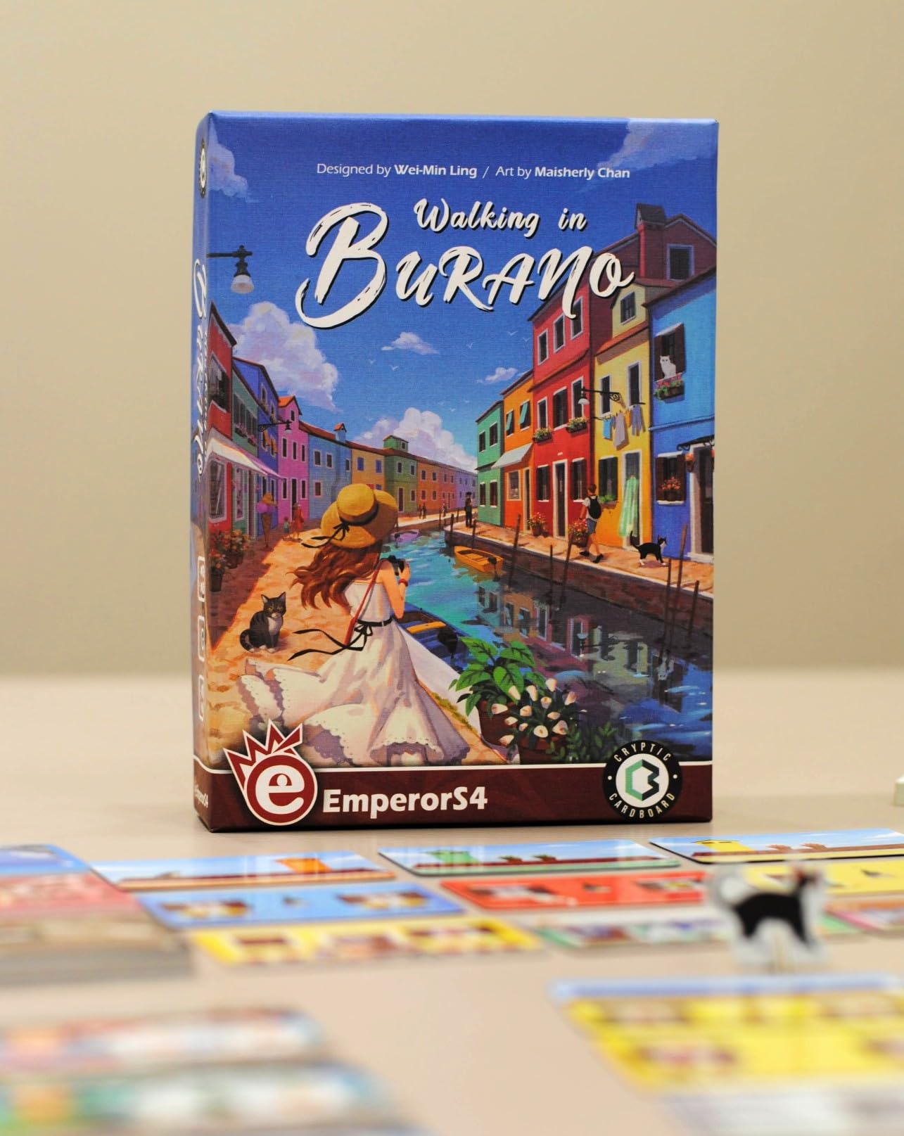 Cryptic Cardboard Walking in Burano | Card Game for 1-4 Players | Family Game