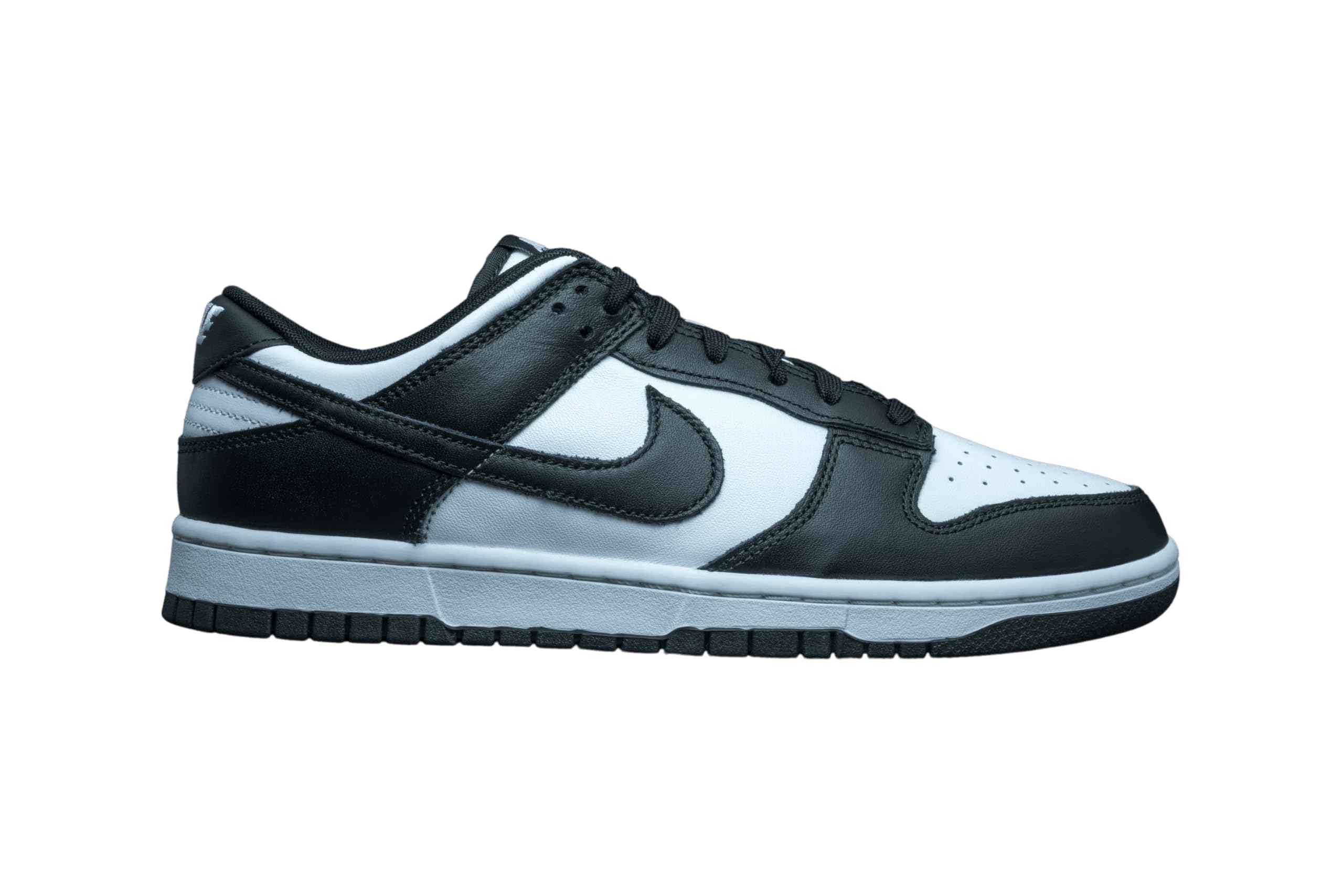 Nike Men's Dunk Low Retro Basketball Shoe