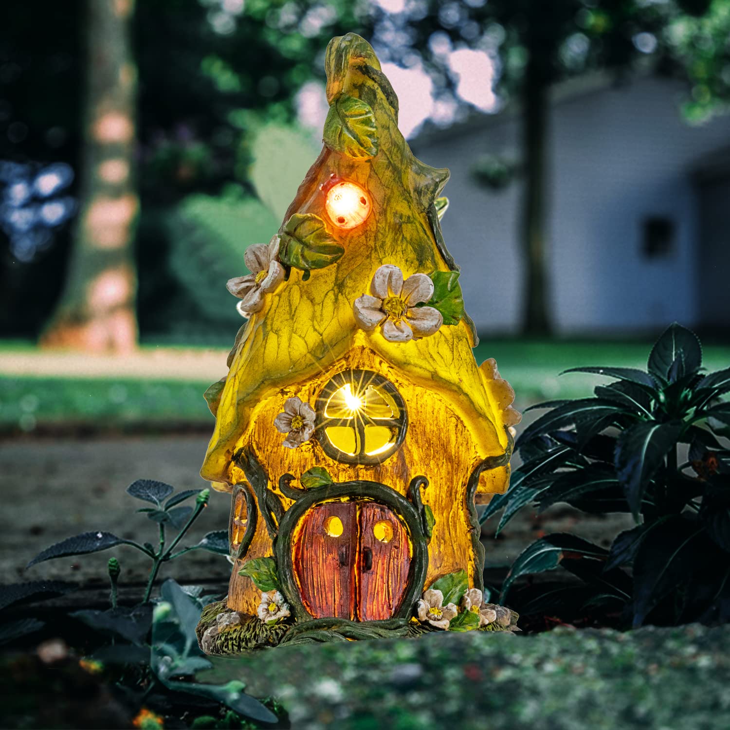 Garden Decor Outdoor Solar Statues, 11Inch Resin Fairy Garden Solar Lights Birthday Gifts for Women Yard Decorations, Gardening Gifts for Patio, Balcony, Porch Decor