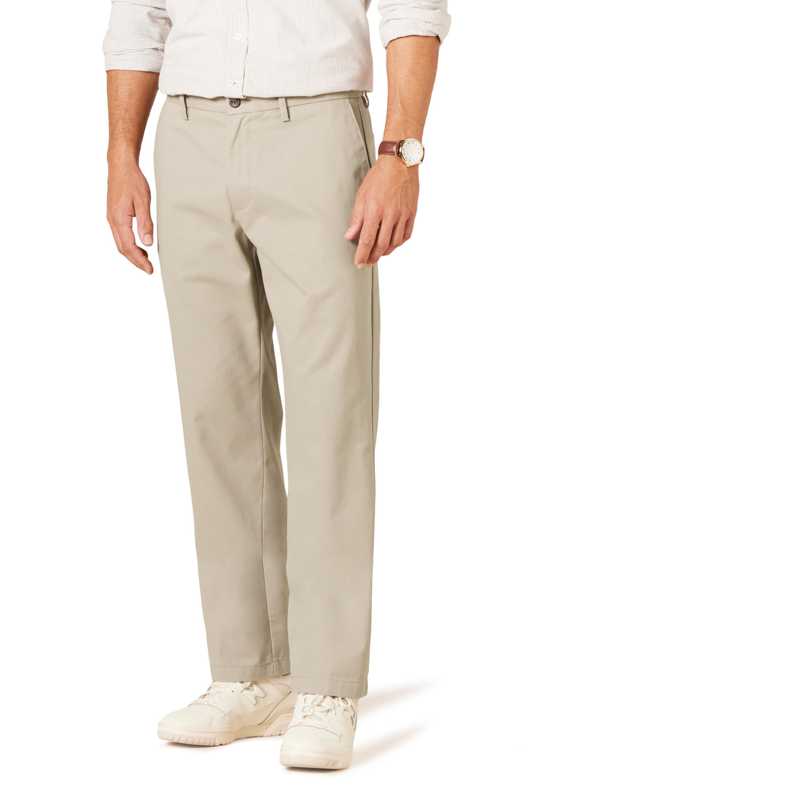 Amazon Essentials Men's Classic-Fit Wrinkle-Resistant Flat-Front Chino Pant (Available in Big & Tall)