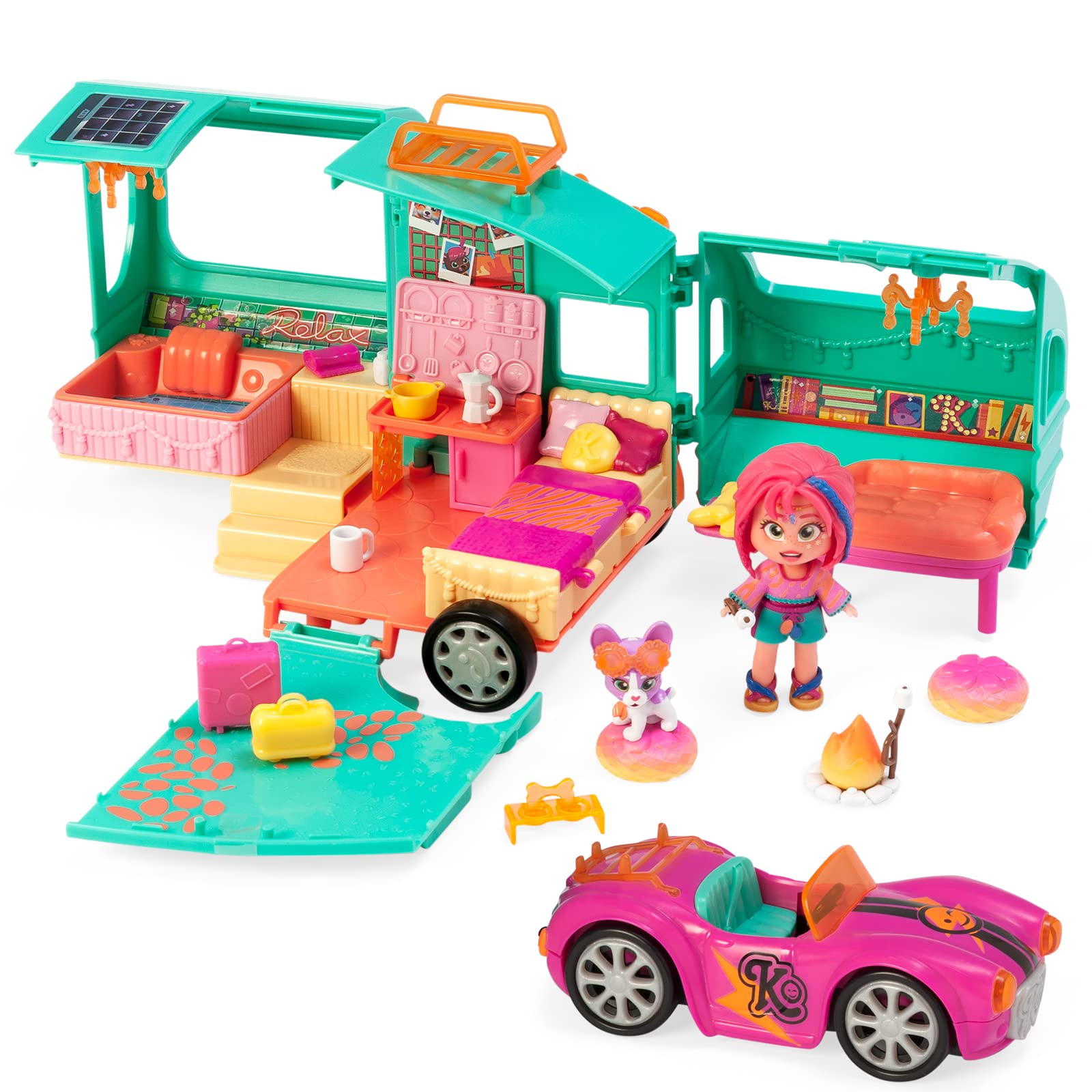 KOOKYLOOS Mia’s Kooky Caravan – Camper with accessories, and exclusive doll and pets. Includes 1 car, kitchen utensils, suitcases