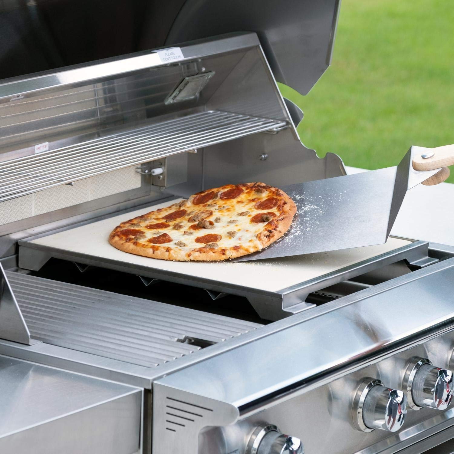 Blaze Professional Ceramic Pizza Stone with Stainless Steel Tray (BLZ-PRO-PZST), 15-inches