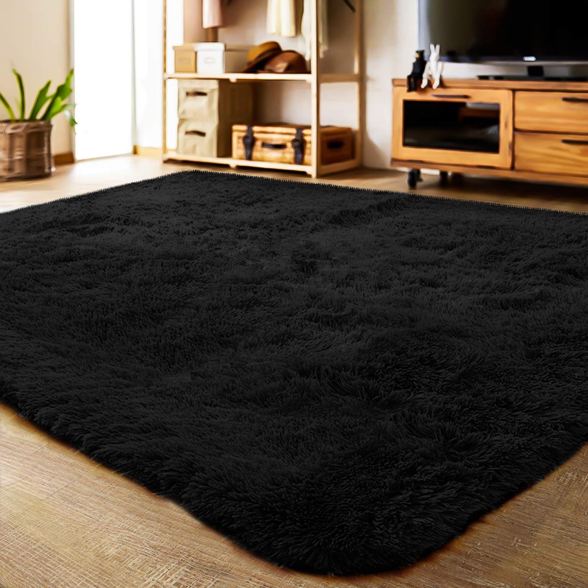 LOCHASSoft Area Rug for Bedroom Living Room 120x160 cm, Fluffy Shaggy Rugs for Girls Room Kids Nursery, Large Non Slip Indoor Plush Floor Carpet, Black