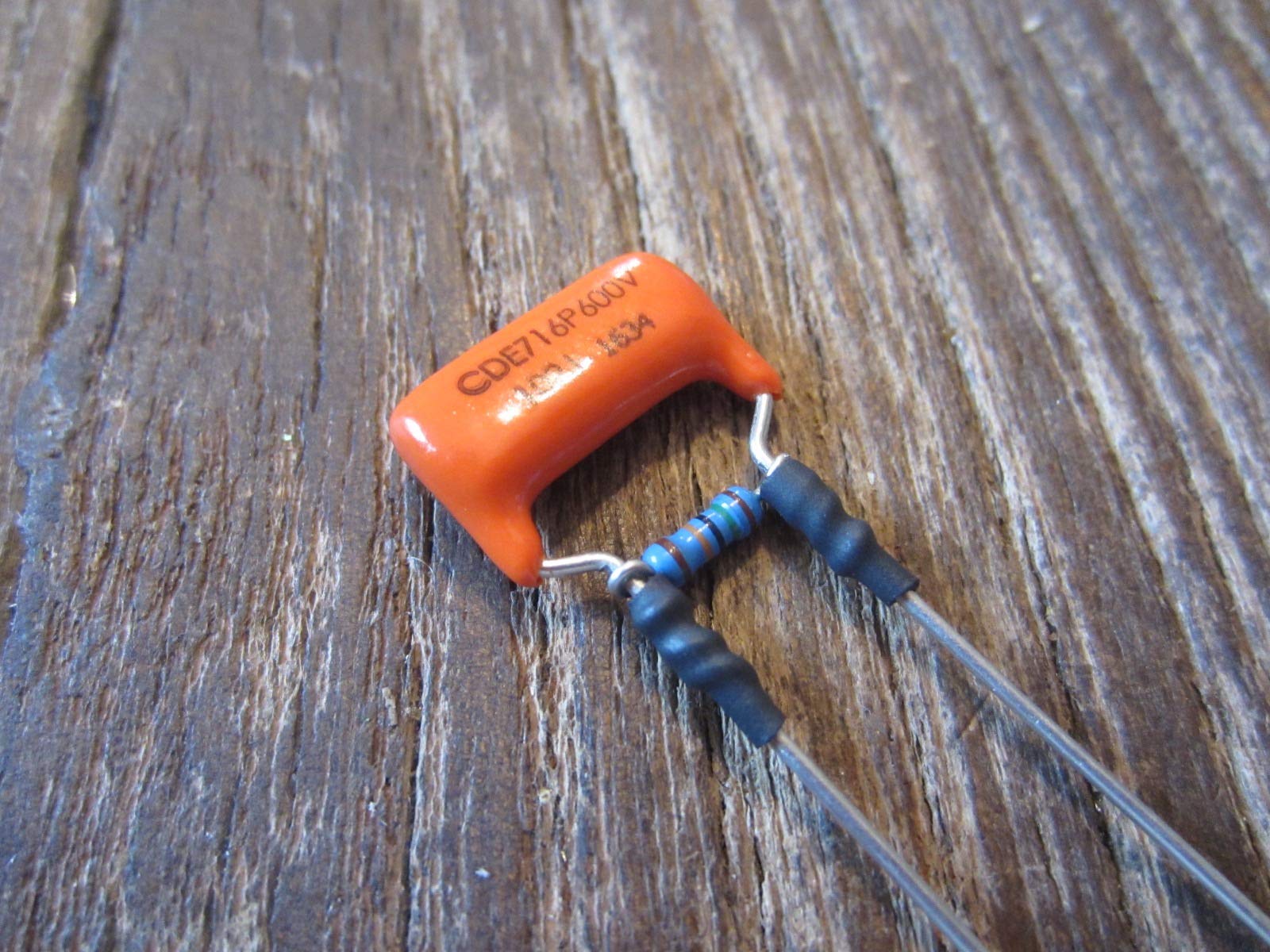 Treble Bleed/Volume Mod, Orange Drop 716P .001 µF w/ 150 kΩ Metal Film Resistor