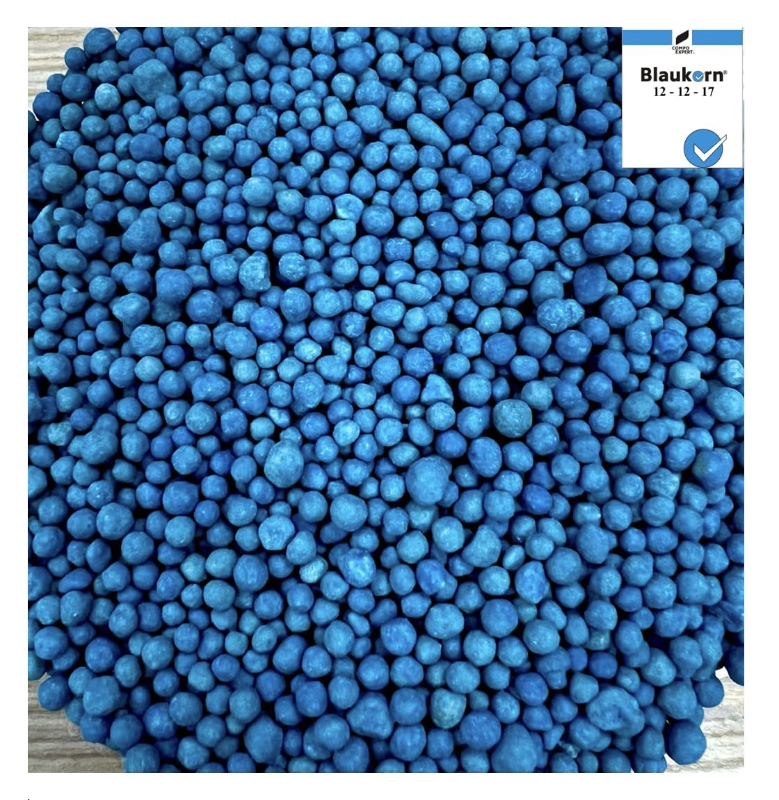 NPK Fertilizer 12-12-17 Blaukorn | Made in Germany, The best choice for indoor and outdoor plants, for use in the GCC (500gr)