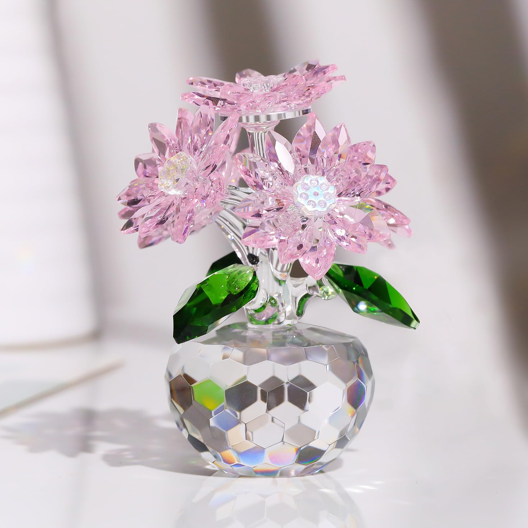 Movdyka Crystal Flower Figurine Statue Paperweight Glass Pink Daisy Bouquet Floral Collectible Ornaments Gifts for Friends Women (with 5 Flowers)