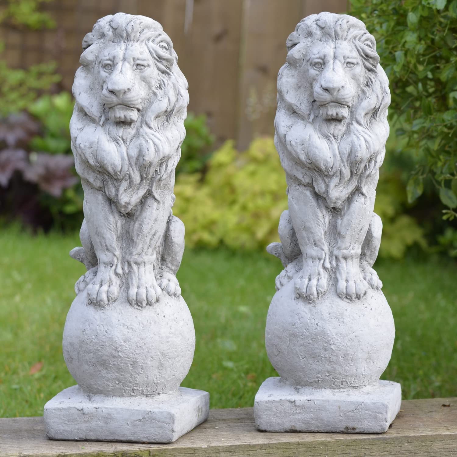 ONEFOLD - PAIR OF SITTING LIONS Lion Garden Ornaments Outdoor Hand Cast Stone Garden Ornament Statue Sculpture Home Patio Conservatory Decor Set of 2